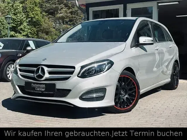 Gebraucht Mercedes B180 122 PS (89 kW) 2016 Silber Kleinwagen