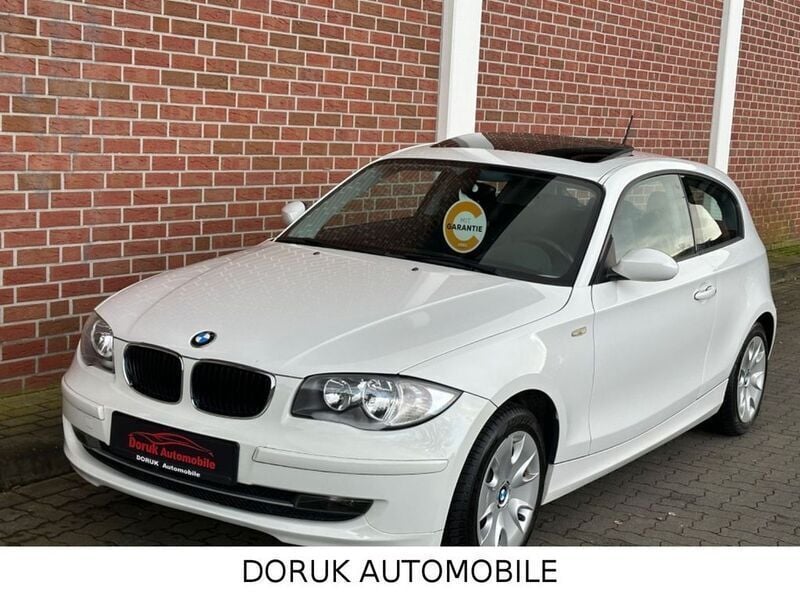 Weiß Gebraucht 2009 BMW 116 Advantage Kleinwagen | 4.990 € (Fairer Preis) - Bild 1/4