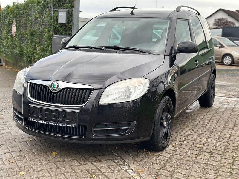 Schwarz Gebraucht 2009 Skoda Roomster Plus Edition Kombi | 3.399 € (Fairer Preis) - Bild 1/4