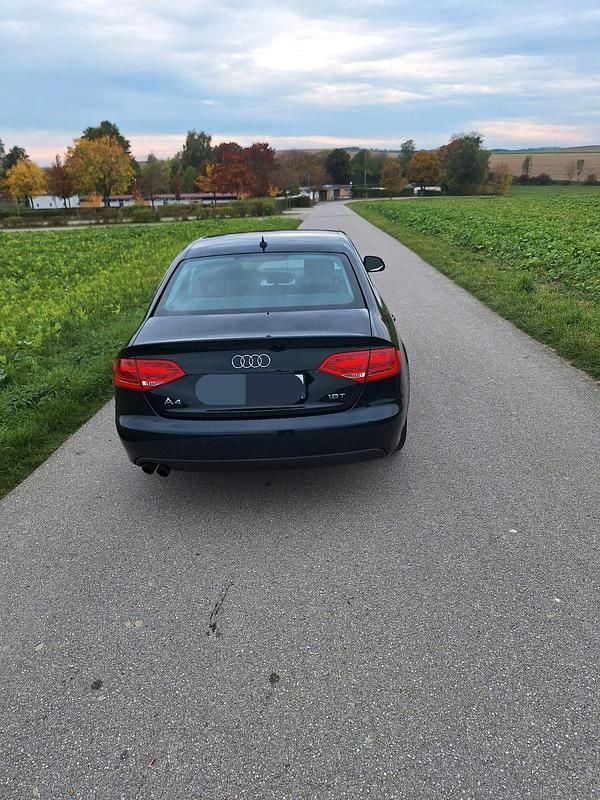 Usata Audi A4 120 CV (88 kW) 2008 Andere farben Berlina