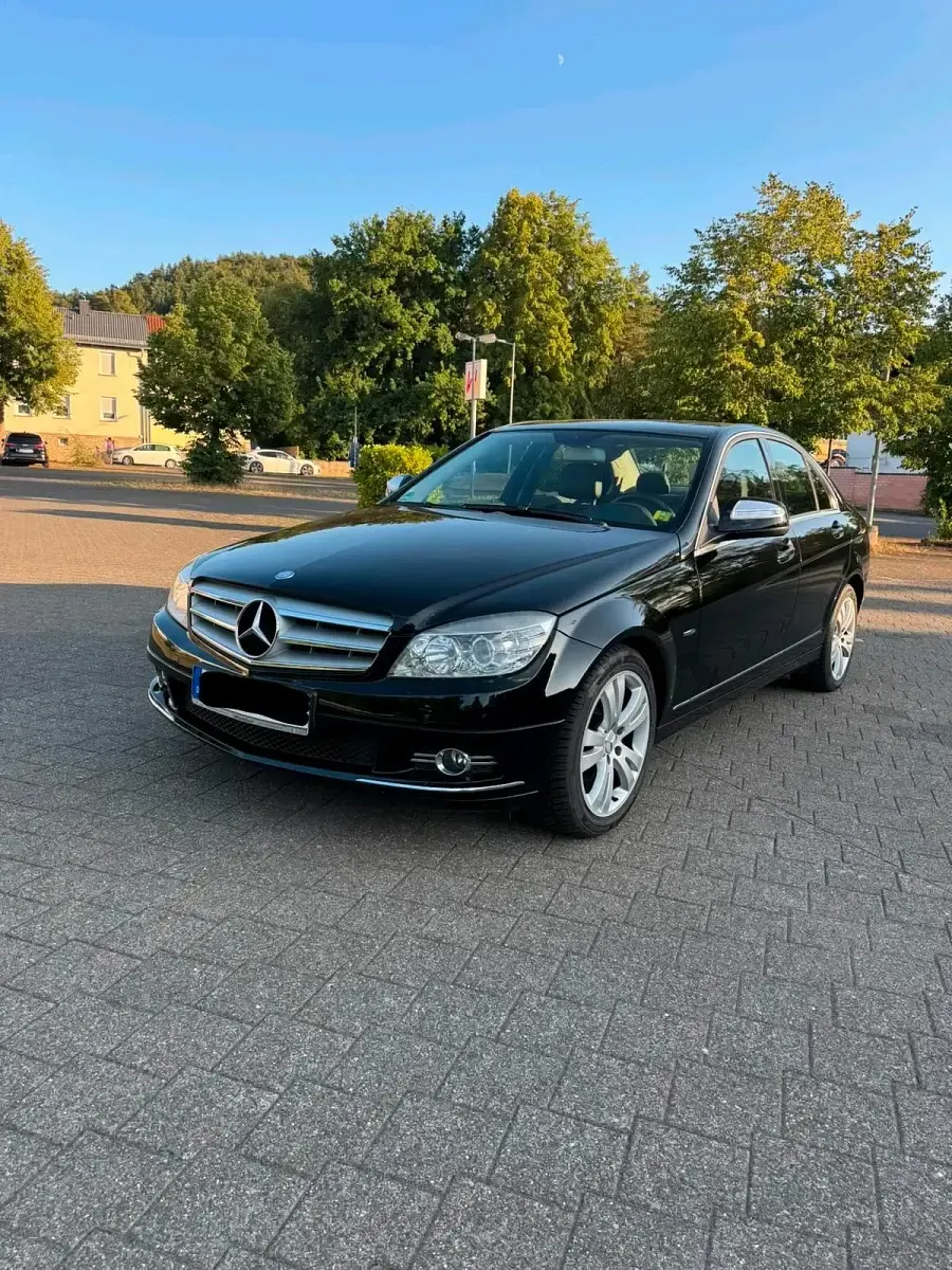 Gebraucht Mercedes C200 Avantgarde 184 PS (135 kW) 2008 Schwarz Limousine