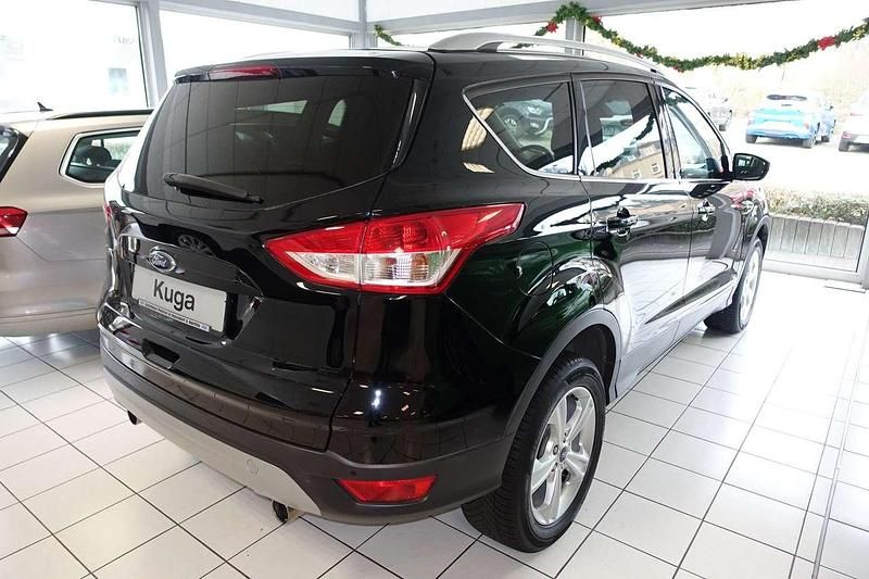 Gebraucht Ford Kuga SYNC Edition 150 PS (110 kW) 2016 Iridiumschwarz metallic SUV