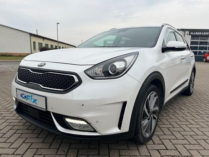 Weiß Gebraucht 2017 Kia Niro Advance SUV | 13.500 € (Superpreis) - Bild 1/4