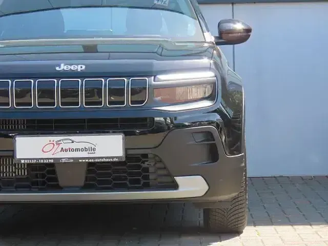 Usado Jeep Avenger 101 CV (74 kW) 2024 Negro SUV