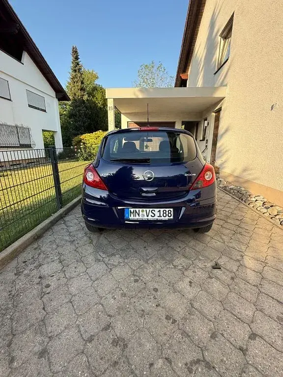 Gebraucht Opel Corsa Active 69 PS (50 kW) 2013 Blau Kleinwagen