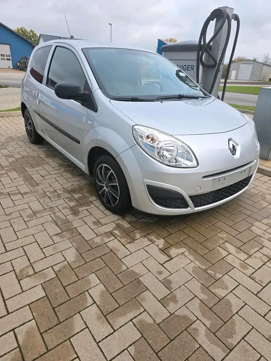 Gebraucht Renault Twingo 56 PS (41 kW) 2010 Silber Kleinwagen