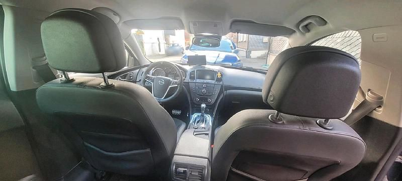 Gebraucht Opel Insignia 160 PS (117 kW) 2012 Grau Kombi