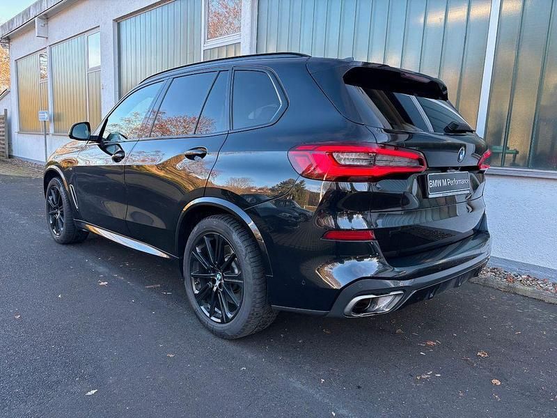 Schwarz Gebraucht 2019 BMW X5 Performance SUV | 45.333 € (Teuer) - Bild 1/4