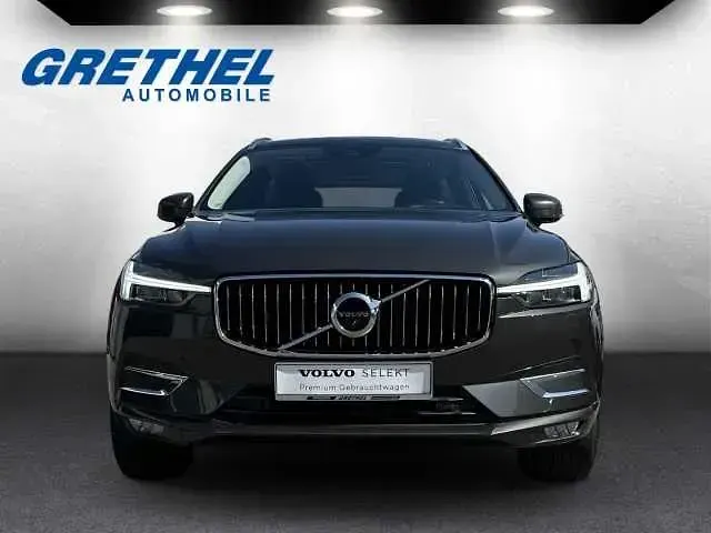 Gebraucht Volvo XC60 173 PS (127 kW) 2021 SUV