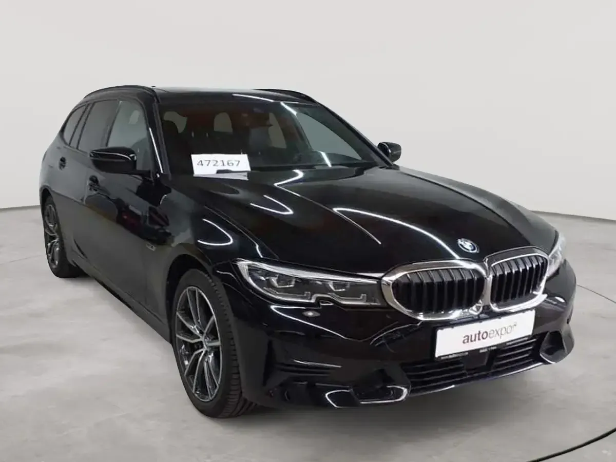 Gebraucht BMW 330 Sport Line 184 PS (135 kW) 2022 Kombi