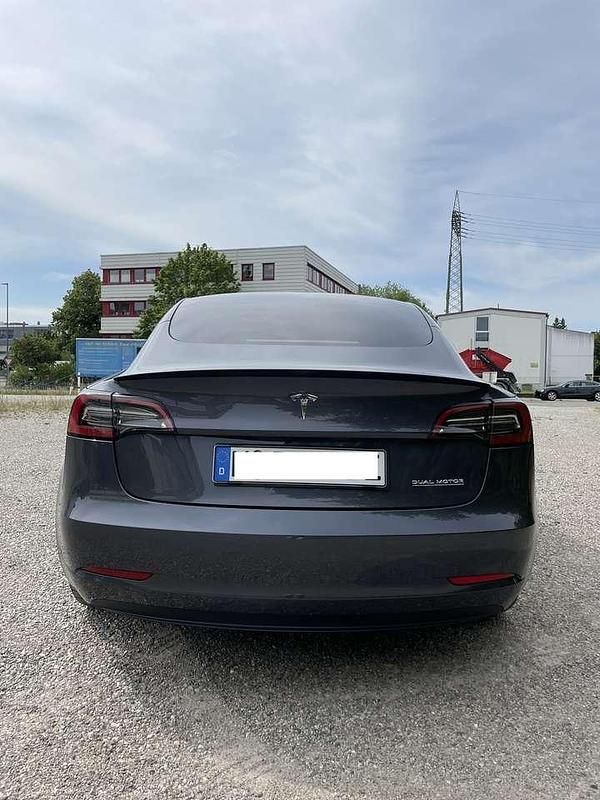 Gebraucht Tesla Model 3 377 kW (513 PS) 2022 Limousine