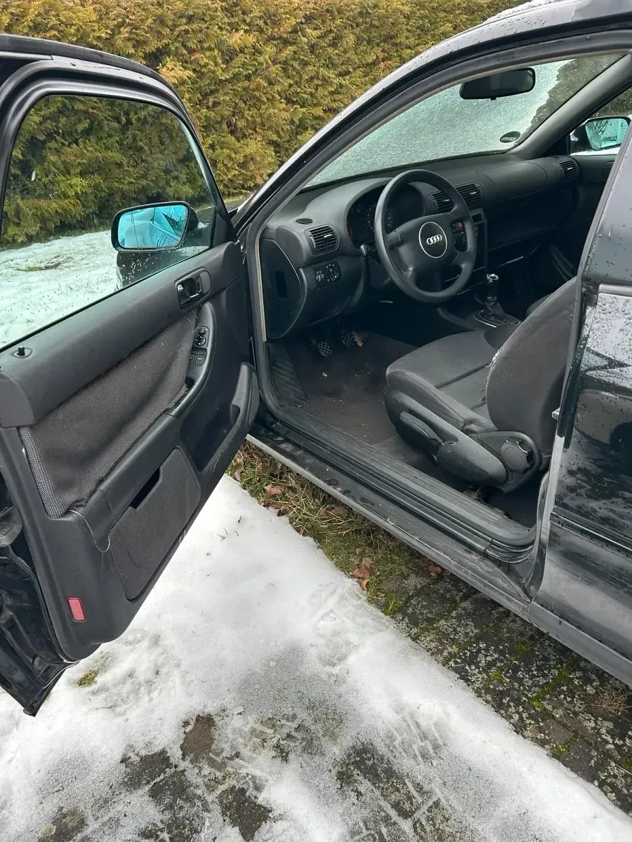 Gebraucht Audi A3 100 PS (73 kW) 2003 Schwarz Kleinwagen