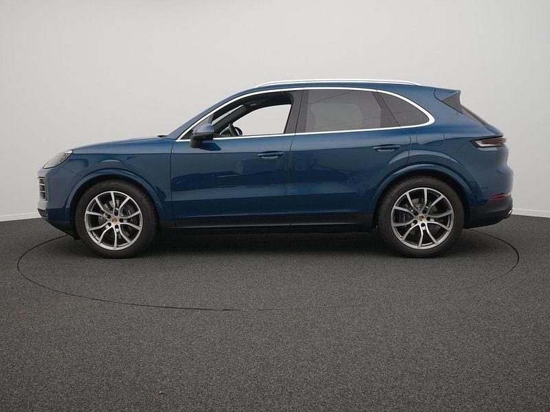 Używany Porsche Cayenne 470 KM (345 kW) 2024 Niebieski SUV