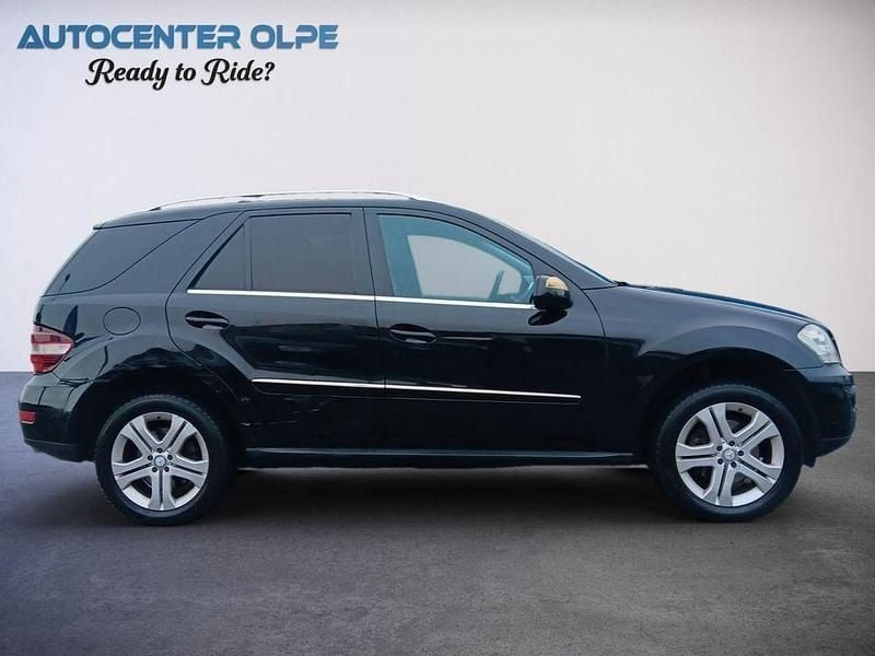 Gebraucht Mercedes ML280 190 PS (139 kW) 2008 Schwarz SUV