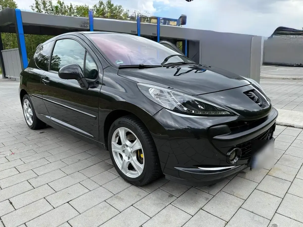 Gebraucht Peugeot 207 Platinum 150 PS (110 kW) 2006 Schwarz Limousine