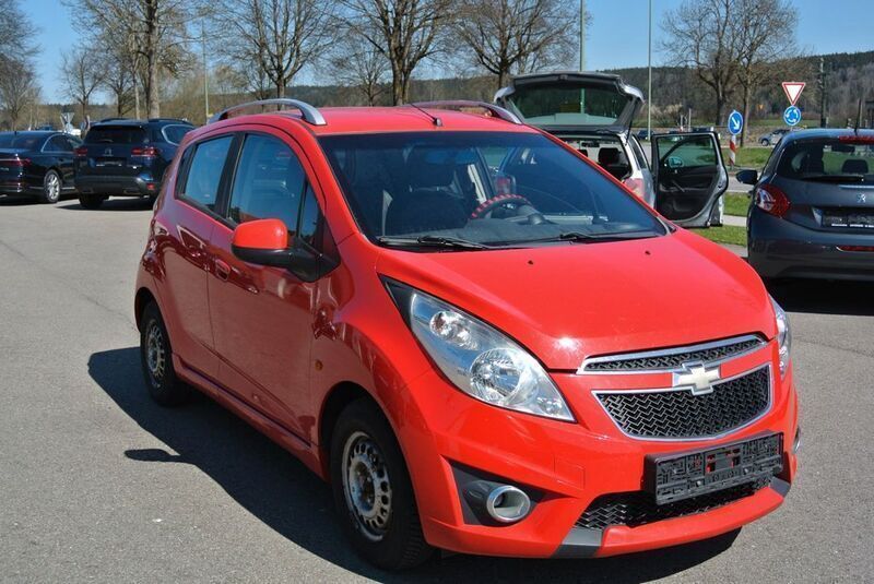Rot Gebraucht 2011 Chevrolet Spark LT Kleinwagen | 2.500 € (Guter Preis) - Bild 1/4