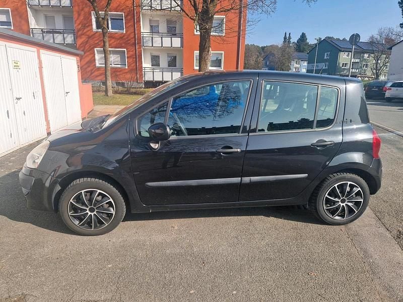 Second-hand Renault Modus 75 CP (55 kW) 2008 Negru Monovolum