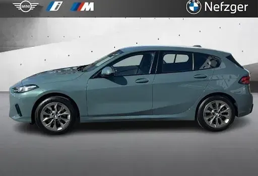 Gebraucht BMW 118 Performance 150 PS (110 kW) 2024 Grün Kleinwagen