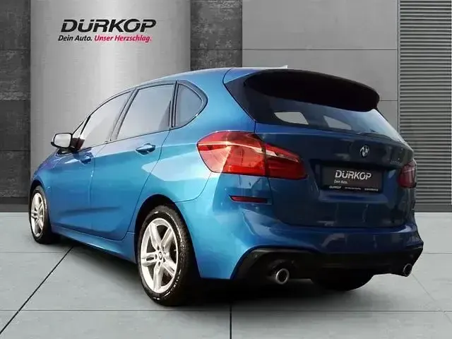 Gebraucht BMW 218 Active Tourer M Sport 150 PS (110 kW) 2018 Blau Van / Kleinbus