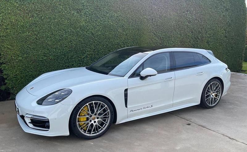 Weiß Gebraucht 2022 Porsche Panamera Turbo S Sport Limousine | 129.500 € (Fairer Preis) - Bild 1/4