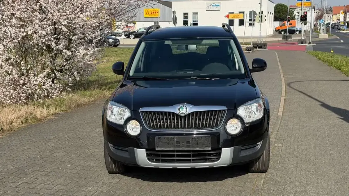 Gebraucht Skoda Yeti Ambition 110 PS (80 kW) 2013 Schwarz SUV