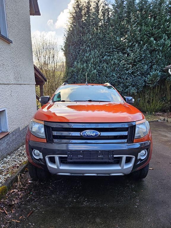 Gebraucht Ford Ranger Wildtrack 272 PS (200 kW) 2015 Orange Pickup
