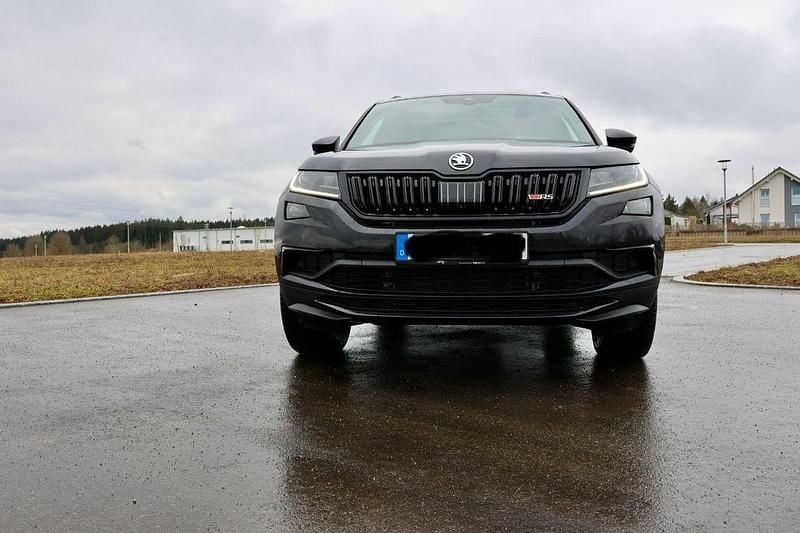 Schwarz Gebraucht 2019 Skoda Kodiaq RS SUV | 25.900 € (Superpreis) - Bild 1/4