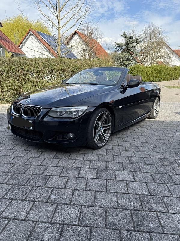 Schwarz Gebraucht 2011 BMW 335 Cabriolet M Sport Cabrio | 30.000 € - Bild 1/4