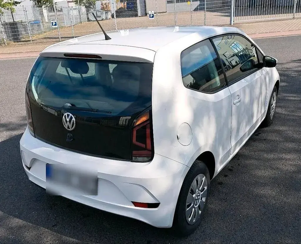 Usado VW up! 60 CV (44 kW) 2017 Blanco Utilitario