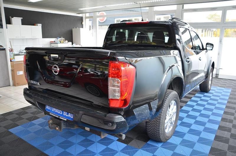 Gebraucht Nissan Navara N-Guard 190 PS (139 kW) 2021 Schwarz Pickup