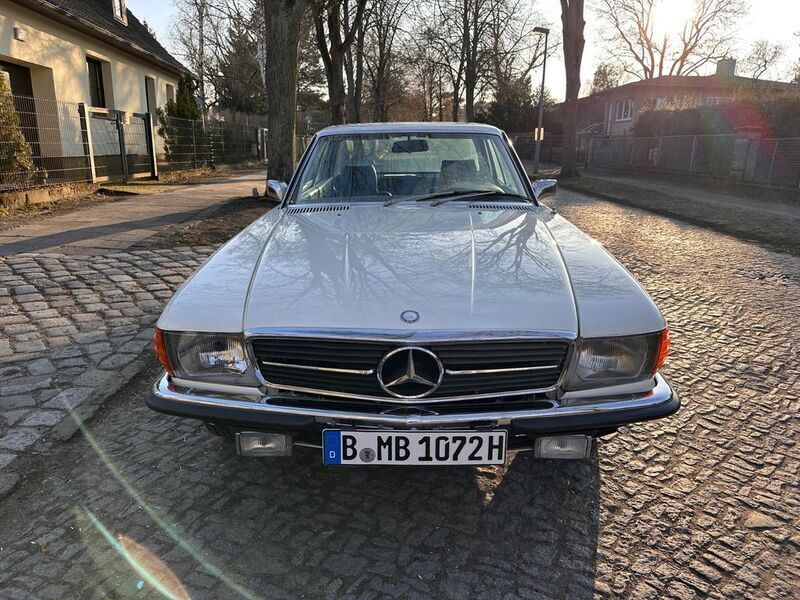 Weiß Gebraucht 1972 Mercedes 350 Coupé | 14.990 € - Bild 1/4