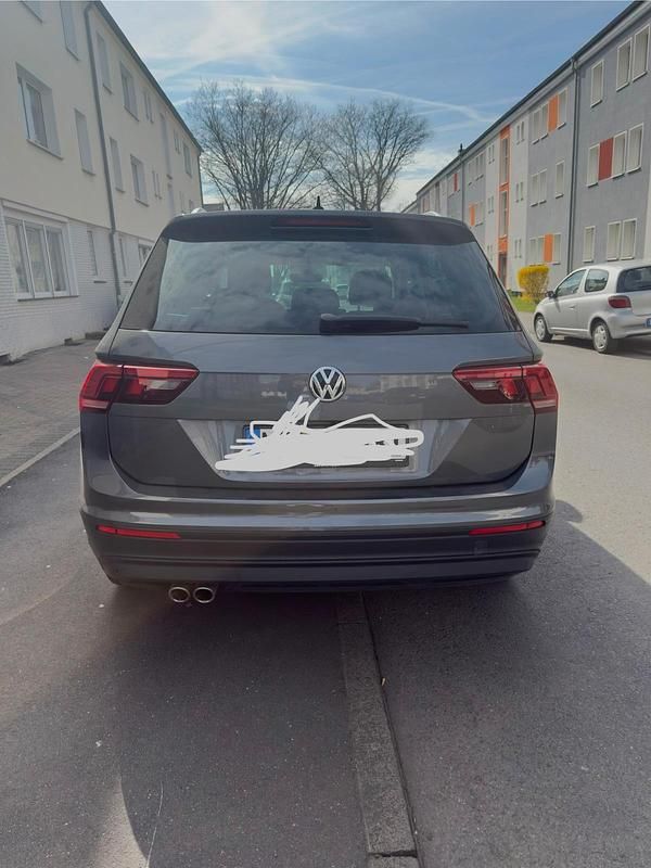 Gebraucht VW Tiguan Join 150 PS (110 kW) 2018 Grau SUV