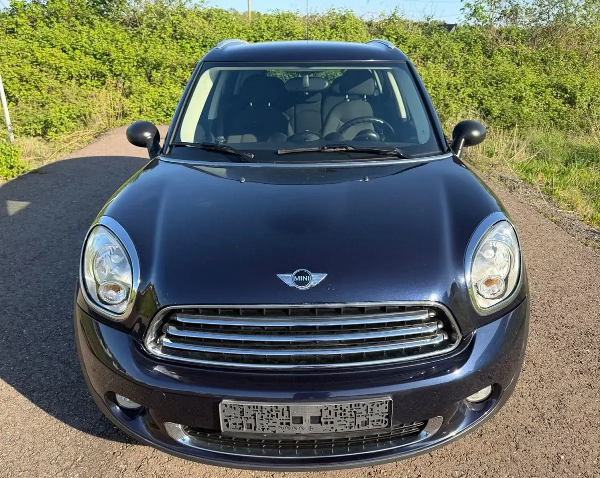 Usata Mini ONE 98 CV (72 kW) 2011 Blu Utilitaria