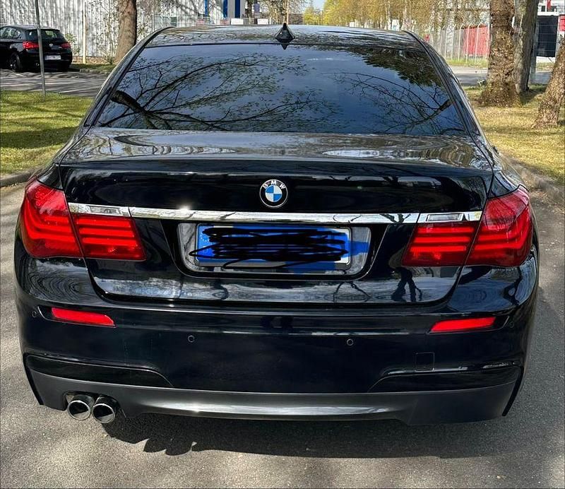 Gebraucht BMW 730 M Sport 258 PS (189 kW) 2015 Schwarz Limousine