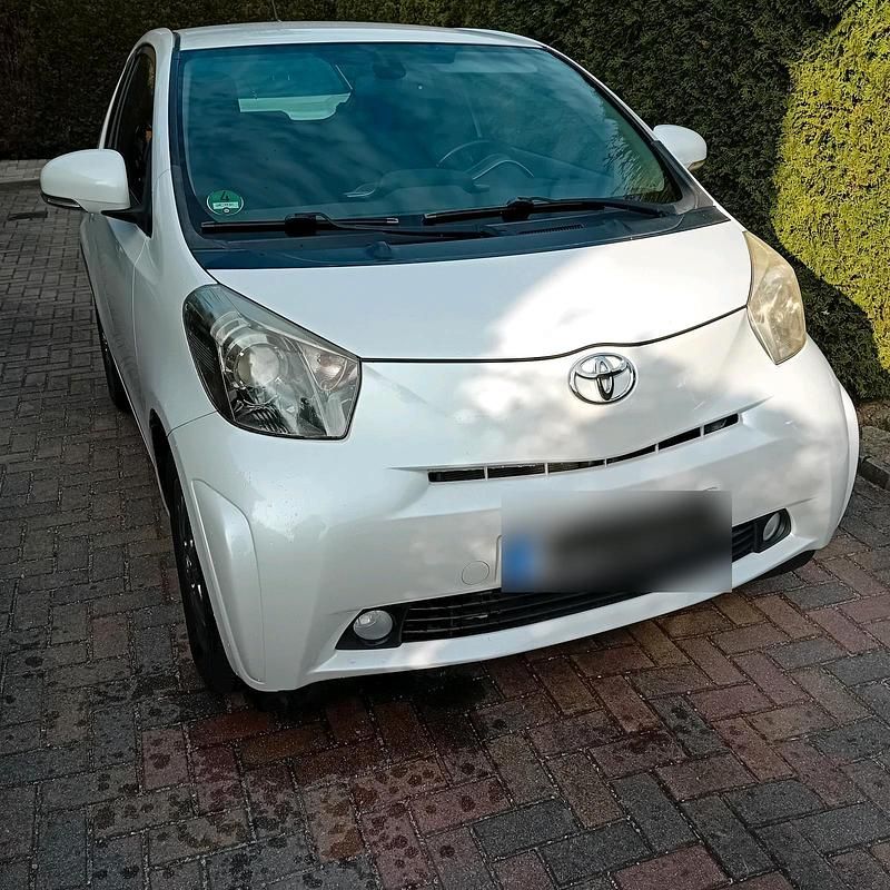 Gebraucht Toyota iQ 68 PS (50 kW) 2008 Weiß Kleinwagen