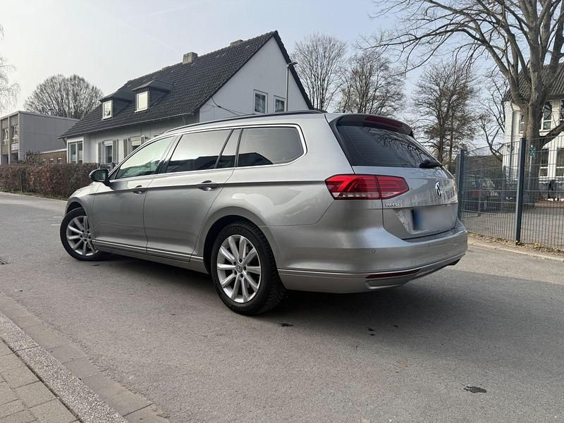 Gebraucht VW Passat 150 PS (110 kW) 2015 Grau Kombi