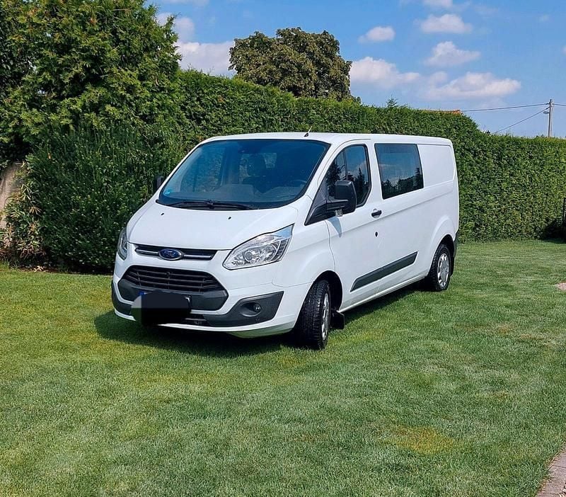 Weiß Gebraucht 2016 Ford Transit Abholung | 17.900 € (Teuer) - Bild 1/4