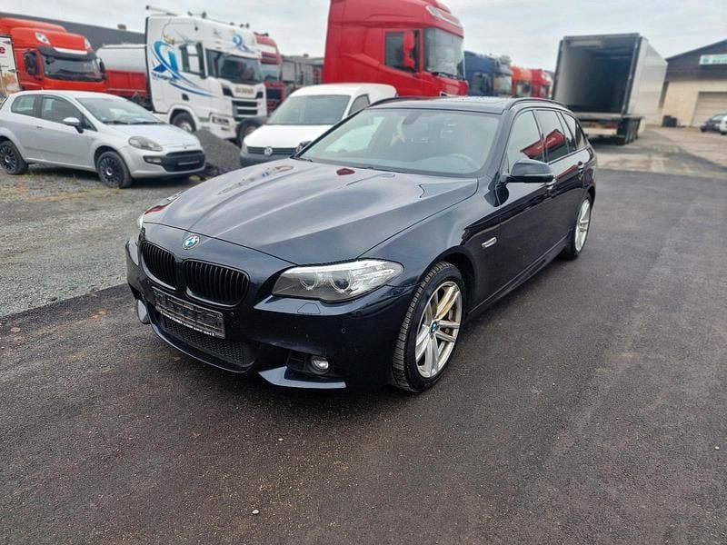 Schwarz Gebraucht 2014 BMW 520 M Sport Kombi | 14.000 € (Etwas zu teuer) - Bild 1/4