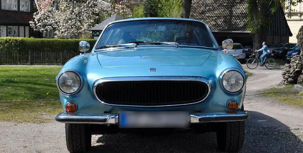 Usado Volvo P1800 124 CV (91 kW) 1972 Azul Coupe
