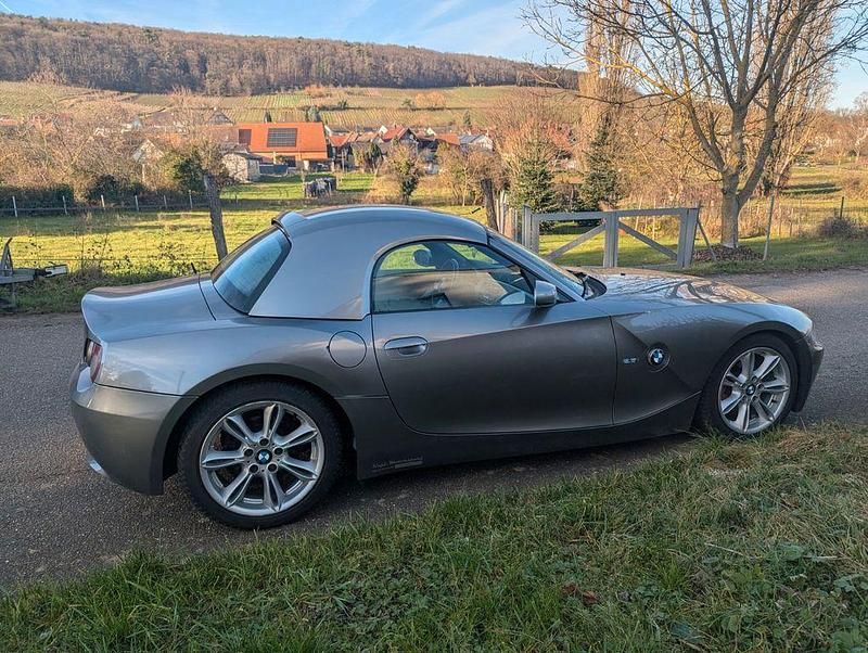 Gebraucht BMW Z4 192 PS (141 kW) 2004 Grau Cabrio