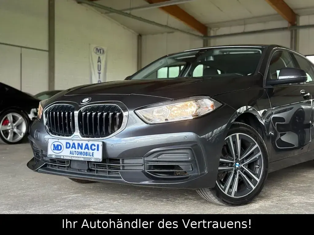 Gebraucht BMW 118 Advantage 140 PS (102 kW) 2020 Grau Kleinwagen