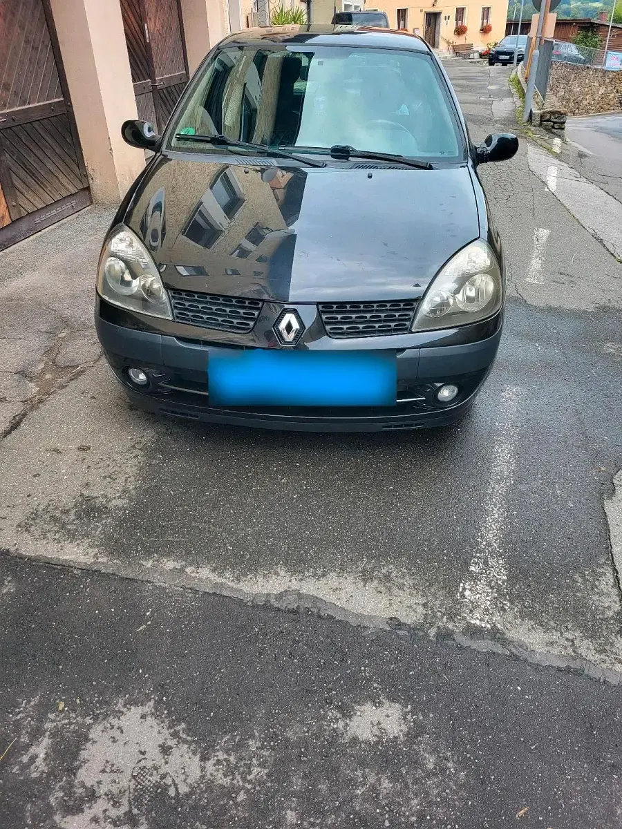 Gebraucht Renault Clio 98 PS (72 kW) 2003 Schwarz Kleinwagen