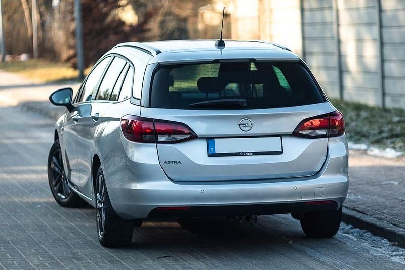 Gebraucht Opel Astra 145 PS (106 kW) 2020 Silber Kombi