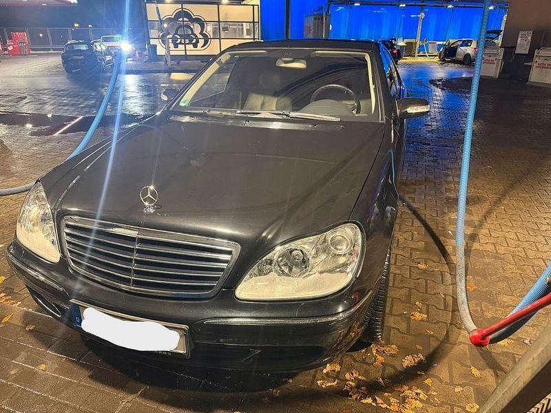 Schwarz Gebraucht 2004 Mercedes S320 Limousine | 10.000 € (Fairer Preis) - Bild 1/4