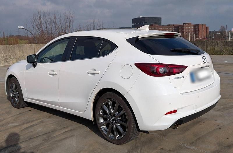 Gebraucht Mazda 3 120 PS (88 kW) 2019 Weiß Limousine