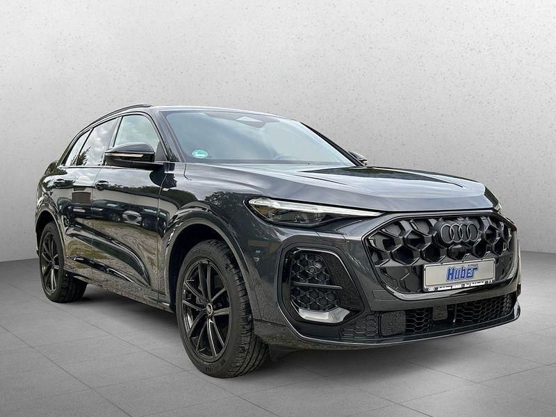 Gebraucht Audi Q5 Sport 204 PS (150 kW) 2025 Grau SUV