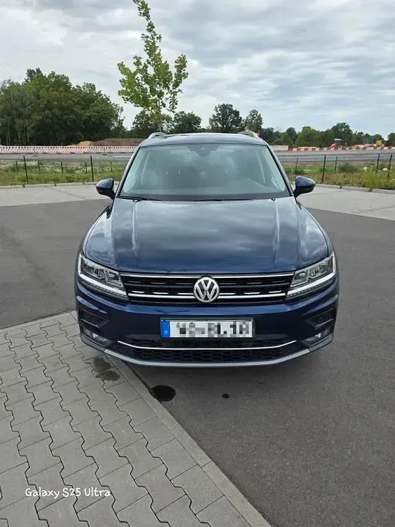 Gebraucht VW Tiguan Highline 150 PS (110 kW) 2017 Blau SUV