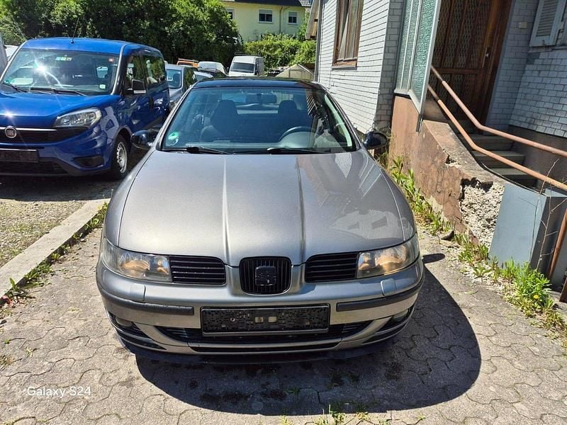 Gebraucht Seat Leon 105 PS (77 kW) 2006 Grau Kleinwagen