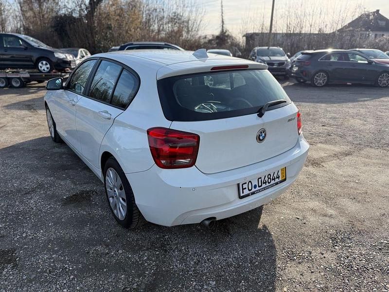 Gebraucht BMW 116 116 PS (85 kW) 2014 Weiß Kleinwagen