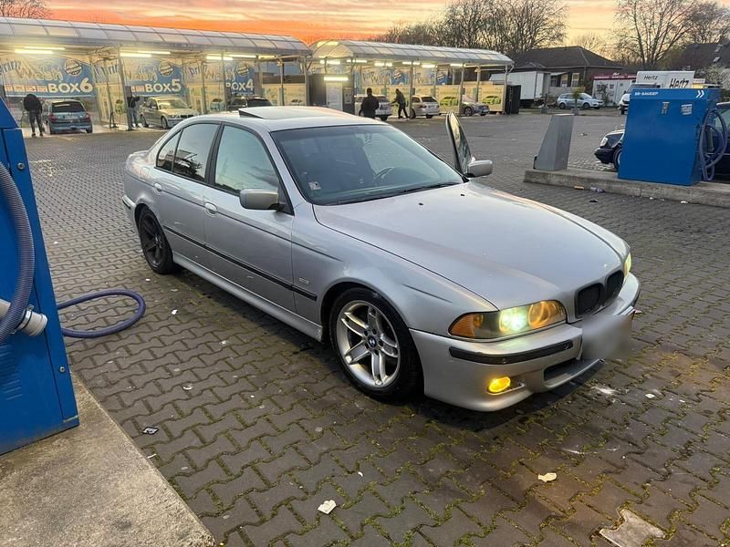 Gebraucht BMW 530 200 PS (147 kW) 2001 Limousine